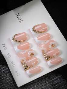 10片Y2K风格3D白色花朵短鸭嘴美甲贴片，手工法式美甲假指甲，饰有3D白色花朵元素和闪亮水钻，甜美可爱，夏秋必备，适合日常、旅行、派对等场合，是送给女性和女孩的绝佳礼物。 - 彩色 - 查看 2