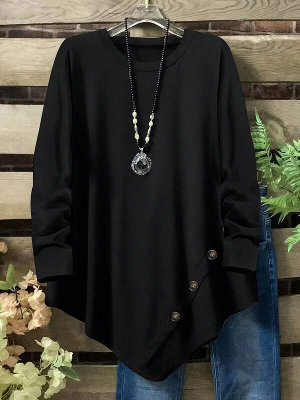 Camiseta casual de manga corta y holgada para mujer de talla grande, con decoración de botones, cuello redondo y bajo asimétrico, para uso diario en primavera y otoño