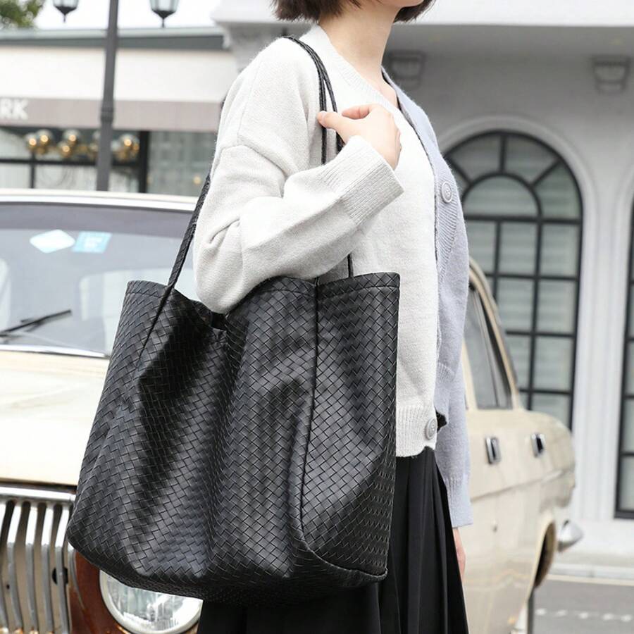 Women Shoulder Bags