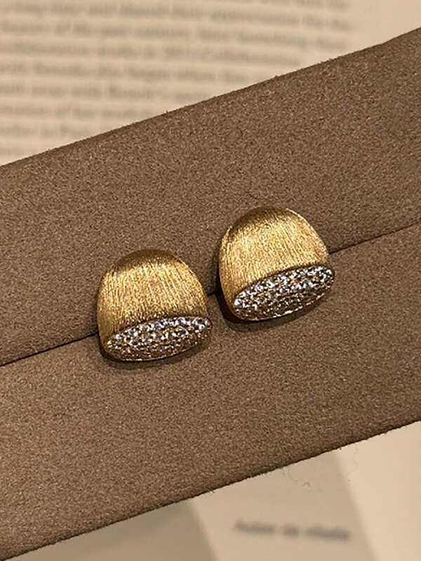 1 pièce Boucles d'oreilles françaises rétro en zircone de luxe légères avec un design unique de champignon, boucles d'oreilles géométriques minimalistes convenant pour le port quotidien, les vacances, les fêtes, cadeau d'été pour femmes