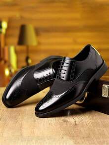 1 Pair Men's Business Oxford Shoes, Brogue Design Mixed Leather Formal Dress Shoes, British Style - Black - View 2