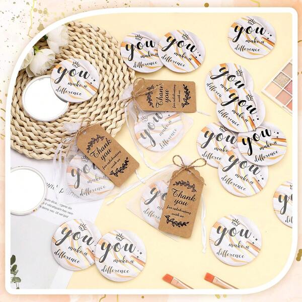 10 set di regali di apprezzamento ispiratori, set di specchi compatti da regalo, inclusi 10 pezzi specchi da trucco tascabili, 10 pezzi borse in organza, 10 pezzi cartellini di ringraziamento e 1 pezzo corda. Specchi tascabili da regalo, adatti per Natale, Capodanno, Pasqua, San Valentino, compleanni o lauree e matrimoni