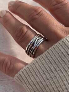 1 件复古银十字架戒指作为送给她的礼物；女士戒指适合日常佩戴。 - 復古銀色 - 查看 3