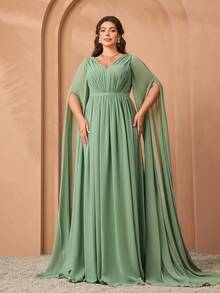 MgiacyV Elegant Folded Skirt With Flowing Sleeves Of Silk With A Large Hem In Green Dress