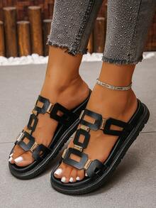 A Pair Of Fashionable, Comfortable Women's Buckle Decorated Thick Soled Sandals, Suitable For Daily Leisure Or Beach Vacations. The Comfortable Midsole Is Very Soft And Comfortable To Wear. - Black - View 6