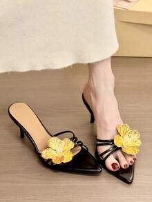 Silk Flower Embellished Sandals, Women Summer Outdoor Wear, Sophisticated High-End Versatile Design, 2025 New Arrival - Black - View 4