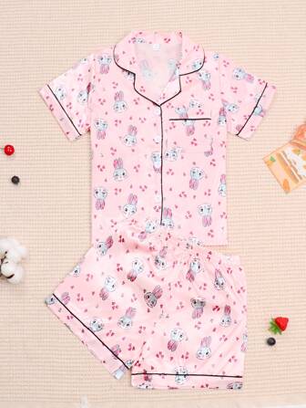 2 件套女童青少年和儿童领 T 恤和短裤睡衣套装，粉色爱心和可爱兔子图案印花，舒适休闲家居服，夏季服装