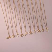 Collier pendentif lettres alphabet couleur or pour femmes. Chaîne de bijoux pour le cou avec 26 lettres pendantes en acier inoxydable. Accessoire de mode pour femmes.