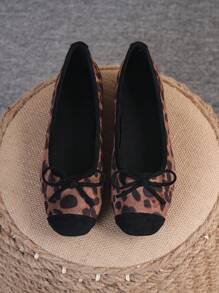 Bailarinas para mujer, zapatos de suela blanda con punta cuadrada y estilo elegante, bailarinas versátiles con moño, mocasines planos con estampado de leopardo en negro, tallas 35-43 (corren grandes - talla hacia arriba)