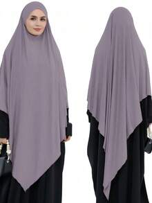 一件纯色针织头巾，配有超长围巾和针织系带，适合日常搭配长袍穿着，易于搭配各种场合，例如约会和祈祷。