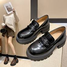 Women Loafers Shoes - Black - View 6