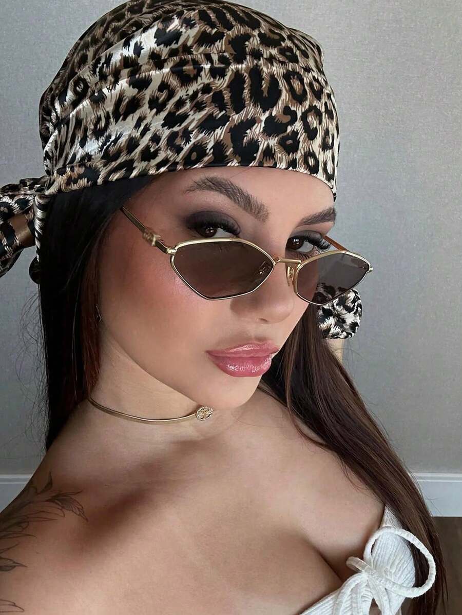 Gafas de moda para mujer, gafas con montura dorada retro elegante, gafas de moda con montura poligonal, adecuadas para fotografía callejera, viajes diarios, gafas decorativas, forma geométrica