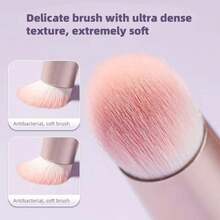 High Quality Lipstick Brush With Cap For Lip Makeup Beginners Easy To Clean And Reusabl