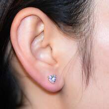 925 Sterling Silver Heart Stud Earrings, Inlaid With Cubic Zirconia, Low Allergy Earrings - Single Earring - View 3