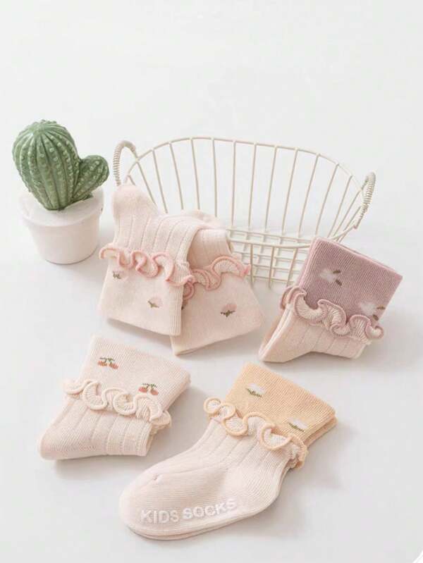 4 paires de chaussettes florales pour bébé fille à porter en toutes saisons, fraîches, douces et confortables, chaussettes pour bébé, chaussettes pour nouveau-nés, chaussettes pour tout-petits.