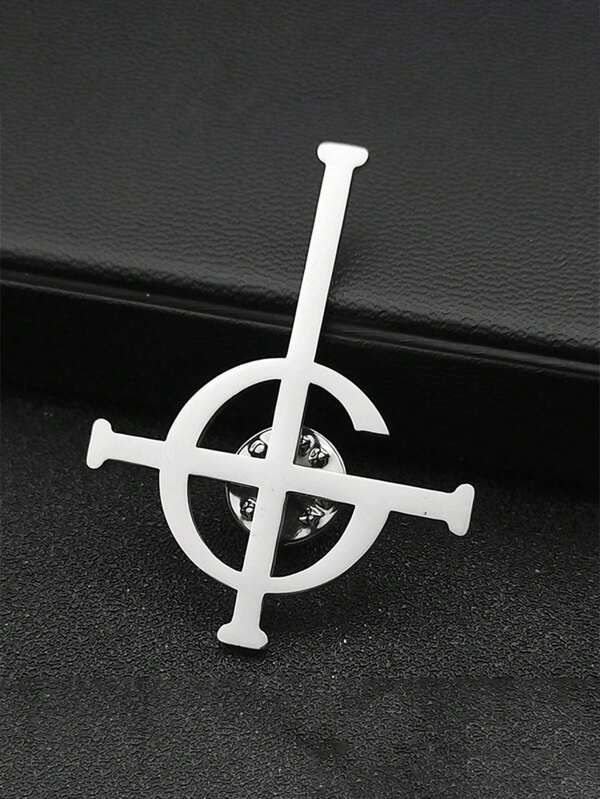 Broche en acier inoxydable avec motif de groupe fantôme, masque fantôme, croix gothique. Épinglette de bijoux pour col de fantôme
