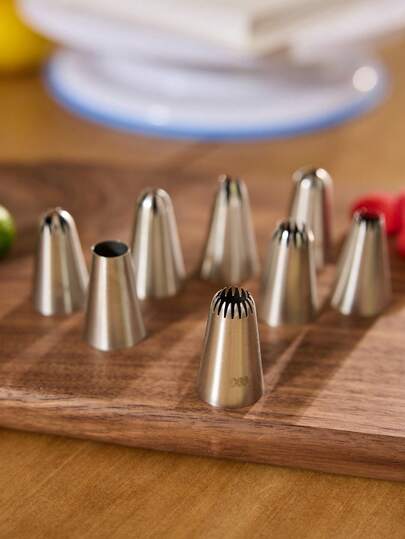 Cirelle 8 件套裱花嘴套装，6 齿、8 齿、15 齿中号不锈钢烘焙饼干蛋糕装饰奶油糖霜喷嘴，母亲节礼物，返校、新年、圣诞派对、拉玛厨房必需品，烘焙用途，家庭用餐，下午茶用途