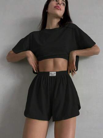 2pcs Women New Micro-Sheer Soft Comfortable Casual Sports Beach Pullover Round Neck Short Sleeve Side Slit Wide Leg Shorts Set, Suitable For Loungewear