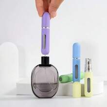 4 件迷你旅行喷雾瓶，5 毫升可再填充香水喷雾，带泵盒 - 便携式口袋大小古龙水喷雾，外出时方便携带，适合女孩、女士和母亲 - 多色-3 - 查看 3