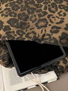 Ce sac à dos léopard spacieux est conçu spécifiquement pour les femmes, parfait pour les voyages, l'école ou un usage quotidien. Ce sac et polyvalent convient aux utilisatrices. Design imprimé guépard. - Multicolore - Voir 8