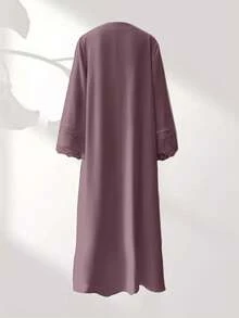 四件套：荷叶边阿巴雅长袍搭配无袖吊带裙、头巾和腰带