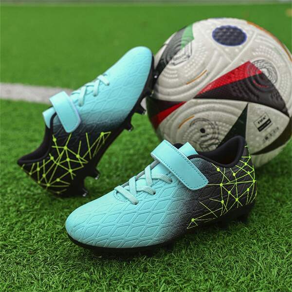 1 Pair Kids Low-Top Soccer Shoes With Hook And Loop Closure, Stud Design For Beginners Training