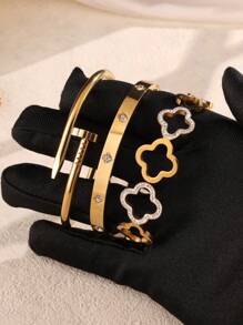 Conjunto de 3 piezas de brazalete de acero inoxidable con encantos de uña y trébol, apropiado para uso diario de mujeres, regalo de Navidad, obsequio de festividades