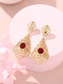 An Arabic-Style Set Of Fashionable And Popular Palace Hollow-Out Diamond-Inlaid Teardrop Pendant, Earrings, And Necklace Combo For Brides To Wear At Weddings, Banquets, Parties And Dance Parties.