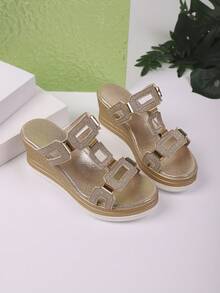 女式夏季闪光布休闲厚底铆钉镂空厚底拖鞋，压花可调节钩环坡跟凉鞋，露趾时尚平底鞋，颜色可选黑色、白色、蓝色、紫色、海军蓝、灰色 - 金色 - 查看 8