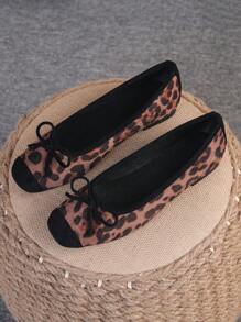 Bailarinas para mujer, zapatos de suela blanda con punta cuadrada y estilo elegante, bailarinas versátiles con moño, mocasines planos con estampado de leopardo en negro, tallas 35-43 (corren grandes - talla hacia arriba)