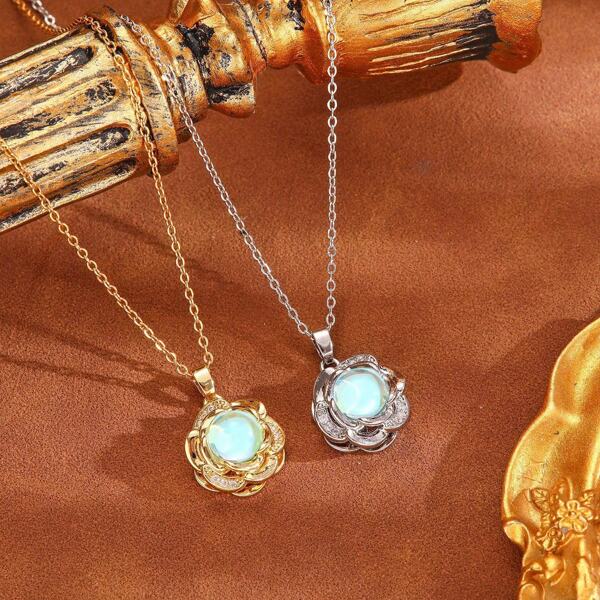 New Micro-Inlay Floral Titanium Steel Necklace, Non-Fading Delicate Luxury Design Pendant