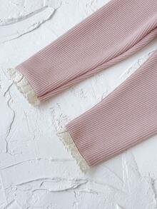 Baby Mädchen Lässig Einfarbig Spitzenbesatz Elastischer Bund Gestreift Leggings