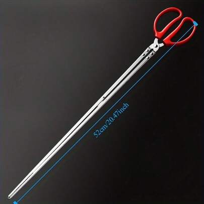 一副耐用多功能钳，直齿、弯齿、加长齿。这款多功能工具采用红色手柄设计，适用于家居装饰、户外垂钓、海钓、采摘、收集柴火和垃圾、切香蕉、添加冬季壁炉材料等多种用途。