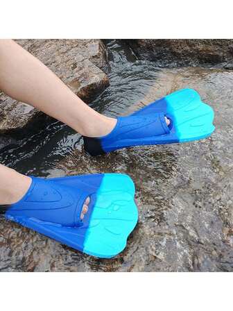 1pc Swimming Flippers, Universal For Free Diving, Training, Diving, Unisex Silicone Short Webbed Feet, Beach Essentials, Beach Accessories, Pool Float