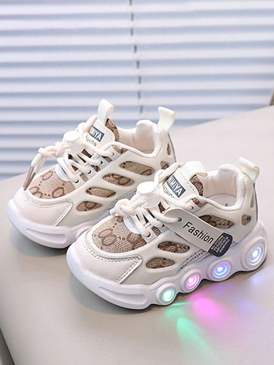 Spring And Autumn New LED Light Shoes Children's Shoes Breathable Mesh Cloth Luminous Shoes Casual Sports Shoes