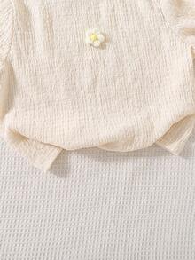 Left Mama Girls 3D Floral Textured Long Sleeve Top And Straight Leg Pants Set, Casual, Spring/Autumn