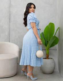 Pleated Midi Dress With Round Godet Neckline - Baby Blue - View 3
