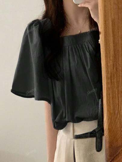 休闲短袖方领泡泡袖衬衫，修身