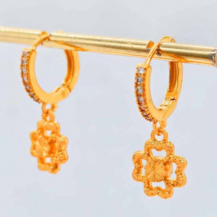 耳环镀金小圆耳环时尚珠宝女士礼物圈形穿孔金耳环穿孔配饰