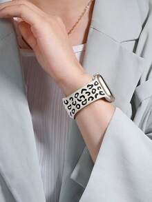 2 条装双色豹纹雕刻表带,兼容 表带 49 毫米 46 毫米 45 毫米 44 毫米 42 毫米 41 毫米 40 毫米 38 毫米,防水猎豹运动硅胶腕带替换表带,兼容 Series 11 10 9 8 7 6 5 4 3 2 1 SE,适合女性 - 黑+星光黑 - 查看 10