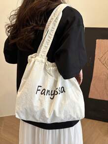 时尚新款百搭多色字母装饰大容量单肩包，轻巧休闲简约学院风女士抽绳手提包，适合购物、钱包、逛街、年轻女性、大学生、新人和白领人士。非常适合办公室、大学、工作、商务、通勤、户外活动、旅行和郊游