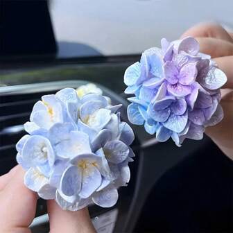 1 Pc Silicone Pom Pom Clay Mold - 3D Flower Design, For Handmade Soap, Candle, Wax, Crayon Decorative DIY Crafts | Elegant Home Decor | Soft Texture Mold