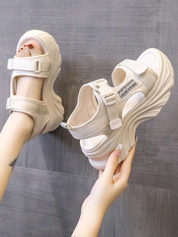 Sandales de sport à semelle épaisse, à bout ouvert, avec boucle, pour femme. Polyvalentes pour l'été