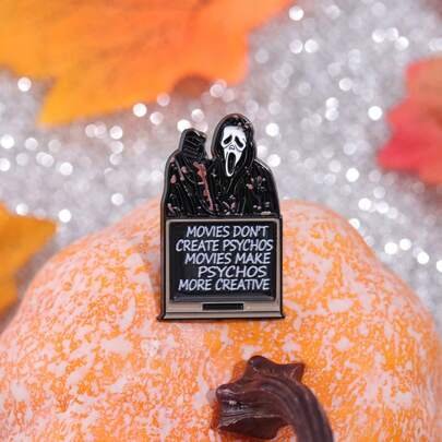 قِطعة واحدة دبوس ثنائي برسوم وعبارة إنجليزية بموضوع أفلام الرعب في عيد الهالوين ، إلهام من الأفلام ، اكسسوار للزي ، هدية تذكارية