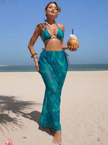 Bikinx Set de 3 piese pentru costume de baie pentru femei, potrivite pentru zilele de vară, de la piscină la plajă, cu un bikini la modă, împodobit cu mărgele colorate și o fustă lungă din plasă de plajă.