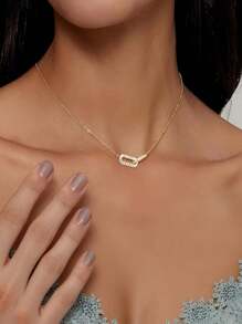 1 pezzo Collana con pendente in acciaio inossidabile, design elegante a fermaglio d'oro, semplice pendente ovale aperto, regalo di gioielleria per ragazze
