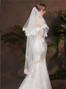 1pc Beige Double-Layer Short Bridal Veil With Comb