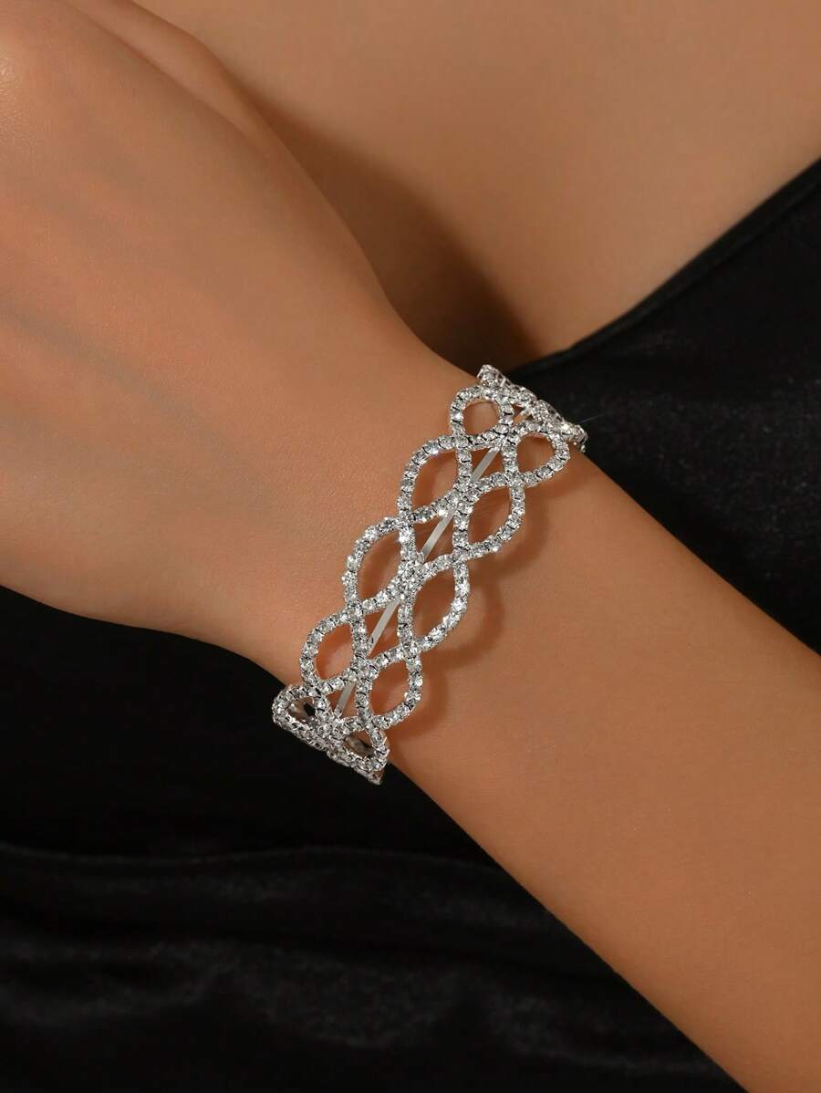 1pc Fashionable Minimalist Rhinestone Hollow Geometric Ellipse Crisscross Open Bangle Bracelet, Versatile Daily Wear For Women