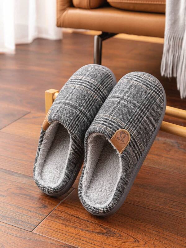 Zapatillas de casa de estilo británico retro para hombres en gris, pantuflas con forro de felpa cálido de diseño sencillo y elegante, para el dormitorio y parejas, para otoño/invierno