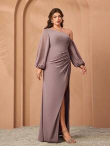 Vestido de dama de honor de gasa con hombro oblicuo, plisado y abertura alta para tallas grandes - Rosa vieja - Ver 5